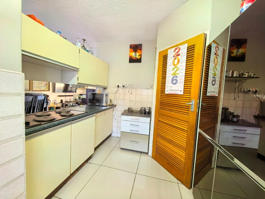 2 Bedroom Property for Sale in Vaalpark Free State